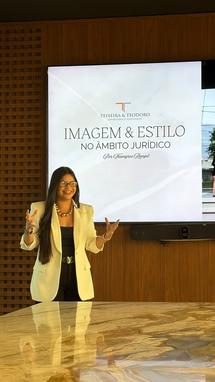 Palestra sobre imagem e estilo no âmbito jurídico, promovida para a equipe do escritório